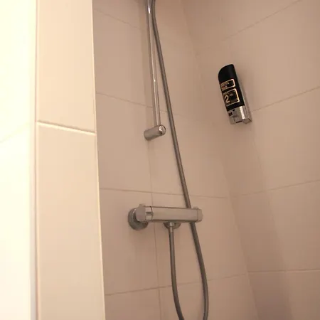 מלון 55 - Centre 2*