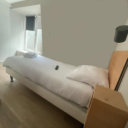 55 - Centre מלון