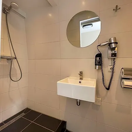 55 - Centre Hotel 2*