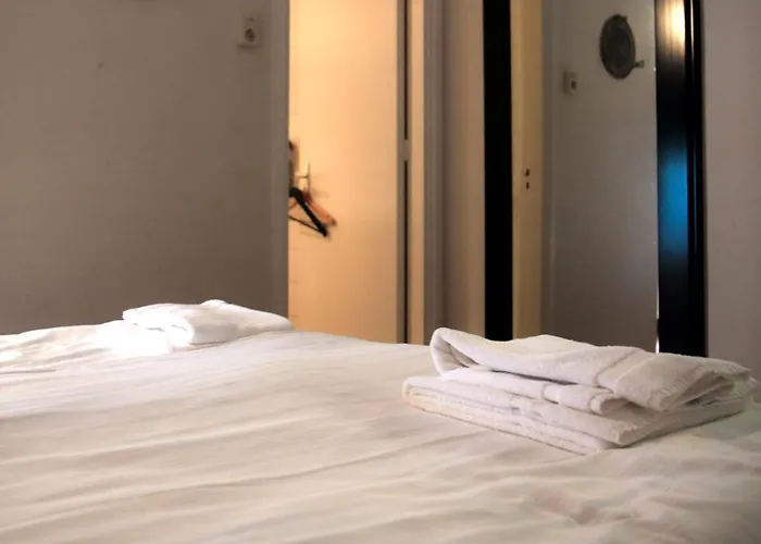 55 - Centre Ξενοδοχείο 2*